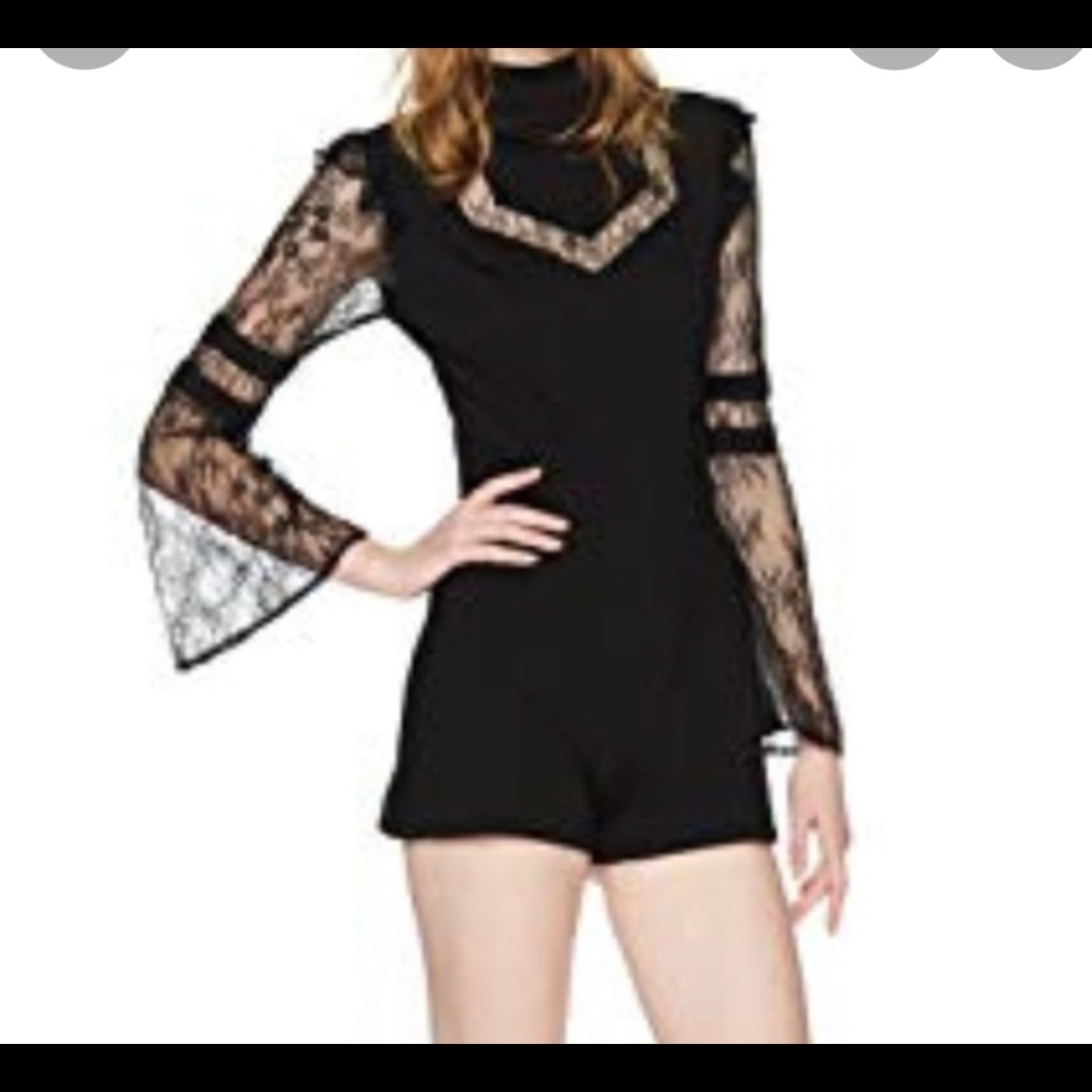 New with tags/guess lace romper